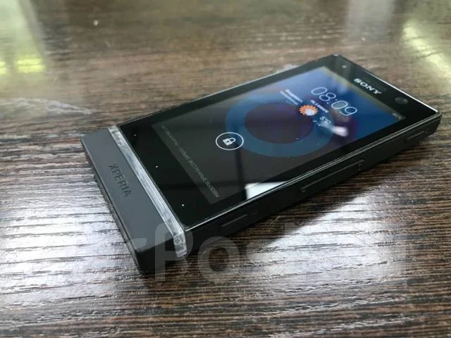 Sony Xperia U. �/� ����