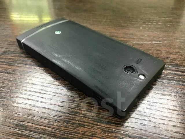 Sony Xperia U. �/� ����
