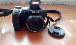 Sony Cyber-shot DSC-H100 ����
