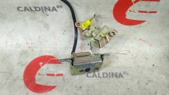 Замок багажника. Toyota Corolla, AE100, AE100G, AE101, AE101G, AE104, AE104G, CE100, CE100G, CE101, CE101G Двигатели: 2C, 3CE, 4AFE, 4AGE, 5AFE