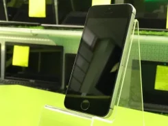 Apple iPhone 5s. �/�, 16 �� ����
