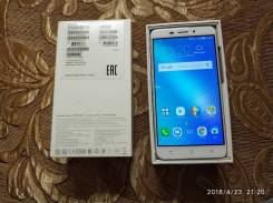 Asus ZenFone 3 Laser. / 