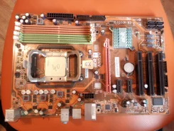 Socket AM2+ ����