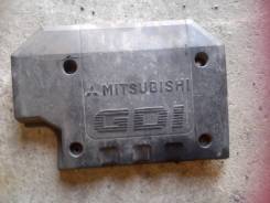 Крышка двигателя. Mitsubishi Dion Двигатель 4G63