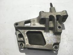 Кронштейн опоры двигателя. Nissan: Liberty, Wingroad, X-Trail, Bluebird Sylphy, Presage, Serena, Sentra, Bassara, Primera, AD, Prairie Двигатели: QR20...