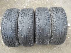 Kumho I'Zen KW22. Зимние, шипованные, 20 %, 4 шт