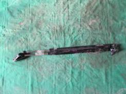 Амортизатор двери багажника. Toyota Noah, ZRR70, ZRR70G, ZRR70W, ZRR75G, ZRR75W Toyota Voxy, ZRR75W, ZRR75G, ZRR70W, ZRR70G Двигатели: 3ZRFAE, 3ZRFE