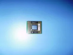 Intel Pentium III ����