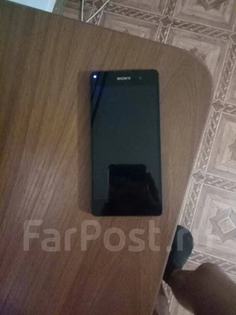 Sony Xperia E5. �/�, ������, 4G LTE ����