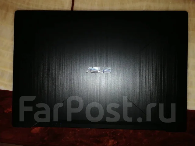 Asus ROG. 15.6", 2,5����, ��� 8 ��, ���� 256���, WiFi: 1, Bluetooth: 1. ��� ����� �� ���������� ����