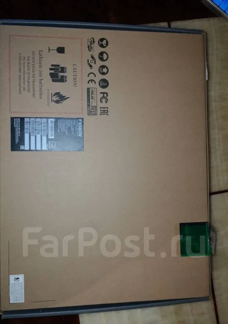 Asus ROG. 15.6", 2,5����, ��� 8 ��, ���� 256���, WiFi: 1, Bluetooth: 1. ��� ����� �� ���������� ����