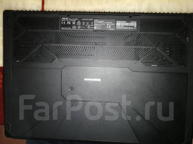 Asus ROG. 15.6", 2,5����, ��� 8 ��, ���� 256���, WiFi: 1, Bluetooth: 1. ��� ����� �� ���������� ����