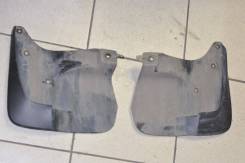 Брызговики. Toyota Land Cruiser, GRJ200, URJ200, URJ202, URJ202W, UZJ200, UZJ200W, VDJ200 Двигатели: 1GRFE, 1URFE, 1VDFTV, 2UZFE, 3URFE