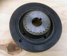 Шкив коленвала. Subaru Forester, SF5, SG5, SH5, SH9, SH9L Subaru Legacy, BD2, BD3, BD4, BD5, BE5, BG2, BG3, BG4, BG5, BGA, BH5, BL5, BL9, BM9, BP5, BP...