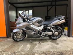 Honda VFR 800F. 800 куб. см., исправен, птс, без пробега