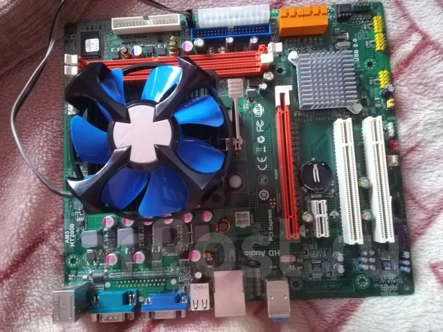 Socket AM3 ����