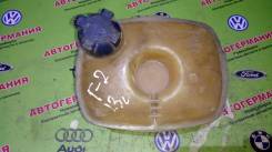 Расширительный бачок. Volkswagen Passat, 321, 322, 323, 324, 327, 328, 331, 332 Volkswagen Jetta Volkswagen Golf Volkswagen Scirocco Двигатели: 1V, 1W...