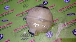 Расширительный бачок. Volkswagen: Caddy, Vento, Corrado, Golf, Polo, Passat Двигатели: ASK, AGD, APQ, AGPAQM, ANW, ANV, MM, ASV, AKK, AKL, AHU, 2G, AV...