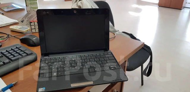Asus Eee PC 1001P. 10.1", 1,6����, ��� 1024 ��, ���� 160���, WiFi: 1, ����������� �� 7��. ����