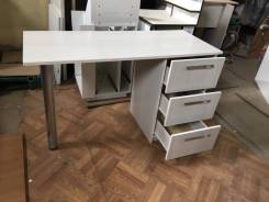 Столы маникюрные.
