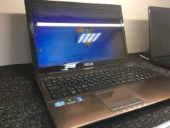 Asus K53SC. 15.6", 2 900����, ��� 8 ��, ���� 500���, WiFi: 1, Bluetooth: 1, ����������� �� 2��. ����