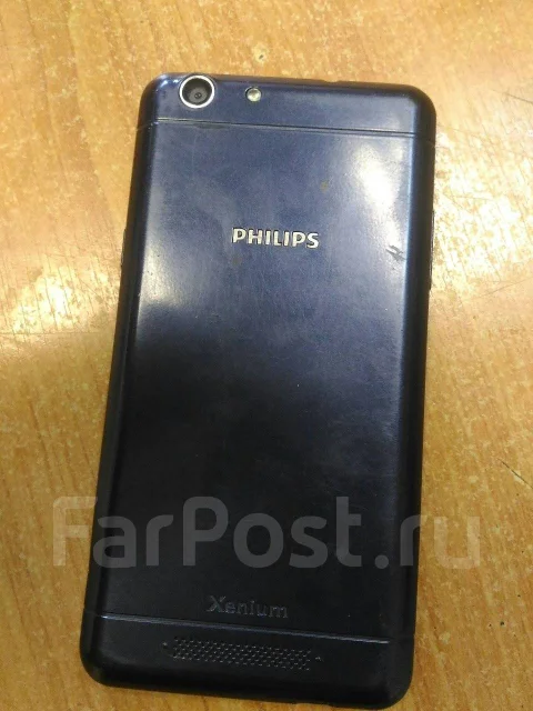 Philips Xenium V526. �/�, �����, 4G LTE, Dual-SIM ����