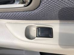 Кнопка стеклоподъемника. Nissan: X-Trail, NV350 Caravan, Hardbody, King Cab, Presage, Elgrand, Avenir, NP300, Sunny, Almera, March Box, Cube, Patrol...