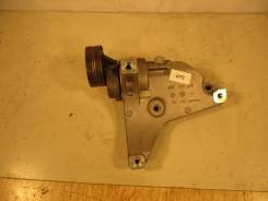 Крепление компрессора кондиционера. Volkswagen: Caddy, Jetta, Touran, Golf, Beetle, Polo Seat Ibiza, 6J1, 6J5, 6J8 Seat Altea, 5P1, 5P5, 5P8 Seat Leon...