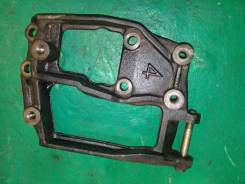 Крепление гидроусилителя. Toyota Lite Ace, KR41, KR41V, KR42, KR42V Toyota Lite Ace Noah, KR41, KR42, KR52 Toyota Town Ace, KR41, KR41V, KR42, KR42V T...