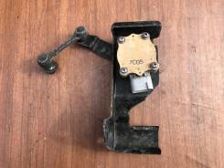 Корректор фар. Toyota Prius, NHW20 Двигатель 1NZFXE