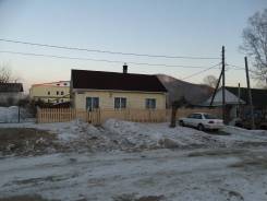 Продам дом в центре п. Ольга в Ольгинском районе. Улица Октябрьская 14, р-н Центр, площадь дома 70 кв. м., централизованный водопровод, электричество...