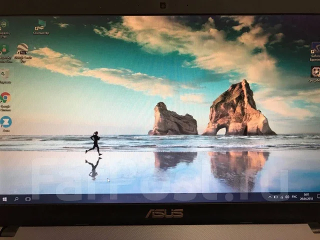 Asus X550L. 15.4", 1,7����, ��� 6 ��, ���� 500���, WiFi: 1, Bluetooth: 1, ����������� �� 24��. ����