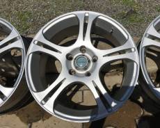 Jawa. 7.0x17", 5x114.30, ET48