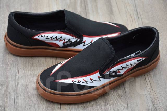 sharktooth vans