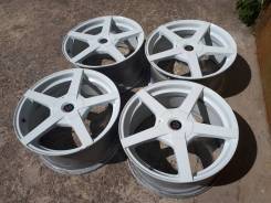 Bridgestone. 8.5x18", 4x114.30, 5x114.30, ET36, ЦО 73,1 мм.