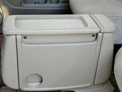 Столики. Toyota Touring Hiace, KCH40, KCH40W, KCH46, KCH46W, RCH41, RCH41W, RCH47, RCH47W Toyota Regius, KCH40, KCH40W, KCH46, KCH46W, RCH41, RCH41W...
