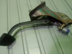 Педаль тормоза. Toyota Aristo, JZS160, JZS161 Lexus GS430, JZS160 Lexus GS300, JZS160 Двигатели: 2JZGE, 2JZGTE