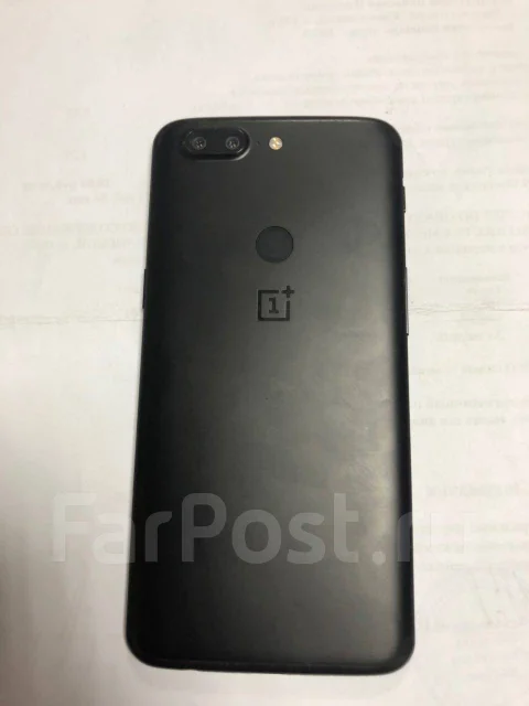 OnePlus 5T. �/� ����