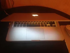 Apple MacBook Pro 13 2009 Mid. 13.3", 2,5����, ��� 8 ��, ���� 500���, WiFi: 1, Bluetooth: 1, ����������� �� 6��. ����
