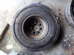 Шкив коленвала. Volkswagen Touareg, 7LA Volkswagen Phaeton, 3D1, 3D2, 3D3, 3D4, 3D6, 3D7, 3D8, 3D9 Audi A8, 4E2, 4E8 Audi S8, 4E2, 4E8 Двигатели: AXQ...