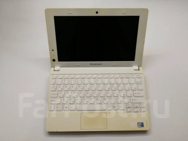 Lenovo IdeaPad S100. 10.1", 1 660����, ��� 2048 ��, ���� 320���, WiFi: 1, Bluetooth: 1 ����