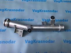 Патрубок интеркулера. Volkswagen Touareg, 7L6 Audi Q7, 4LB Двигатели: AXQ, AYH, AZZ, BAA, BAC, BAR, BHK, BHL, BJN, BKJ, BKS, BLE, BLK, BMV, BMX, BPD...