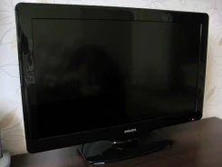 Philips 32pfl3605. LCD (��) ����