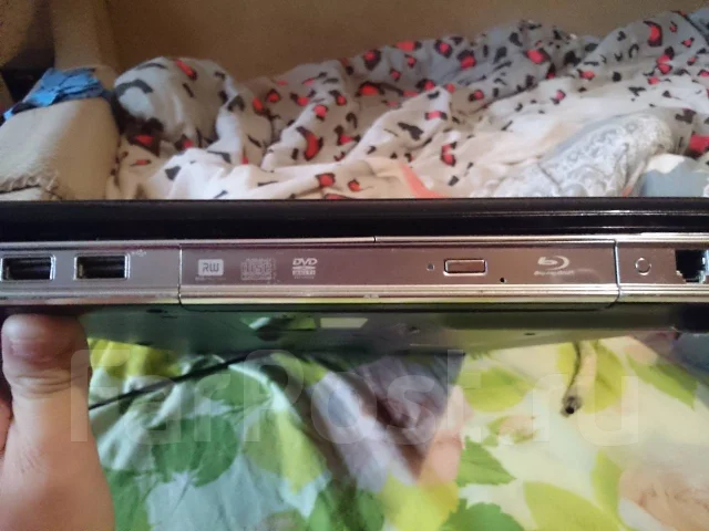 HP Pavilion dv7. 17", 2����, ��� 4 ��, ���� 320���, WiFi: 1, Bluetooth: 1, ����������� �� 1��. ����