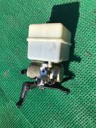 Насос подкачки стоек. Toyota Land Cruiser, HDJ100, HDJ100L, HDJ101, HDJ101K, UZJ100, UZJ100L, UZJ100W Lexus LX470, UZJ100 Двигатели: 1HDFTE, 1HDT, 2UZ...