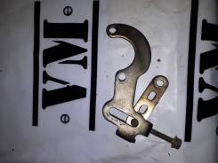 Натяжитель ремня. Mazda Revue, DB3PA, DB5PA Mazda Demio, DW, DW3W, DW5W Mazda 121, DB Двигатели: B3E, B3ME, B5E, B5ME