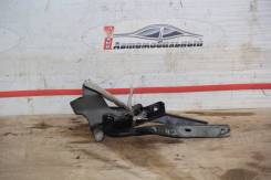 Крепление капота. Nissan Tiida Latio, C11T, SC11, SJC11, SNC11, SZC11 Nissan Tiida, C11, C11S, C11T, C11X, JC11, NC11, SC11S, SC11T, SC11X Nissan Lati...