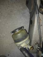 Бачок гидроусилителя руля. Toyota Camry, ACV30, ACV30L Двигатели: 2AZFE, 2AZFXE