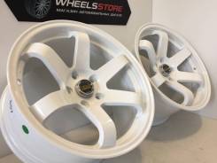 RAYS VOLK RACING. 9.0x17", 5x114.30, ET25