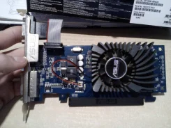 GeForce 210 ����